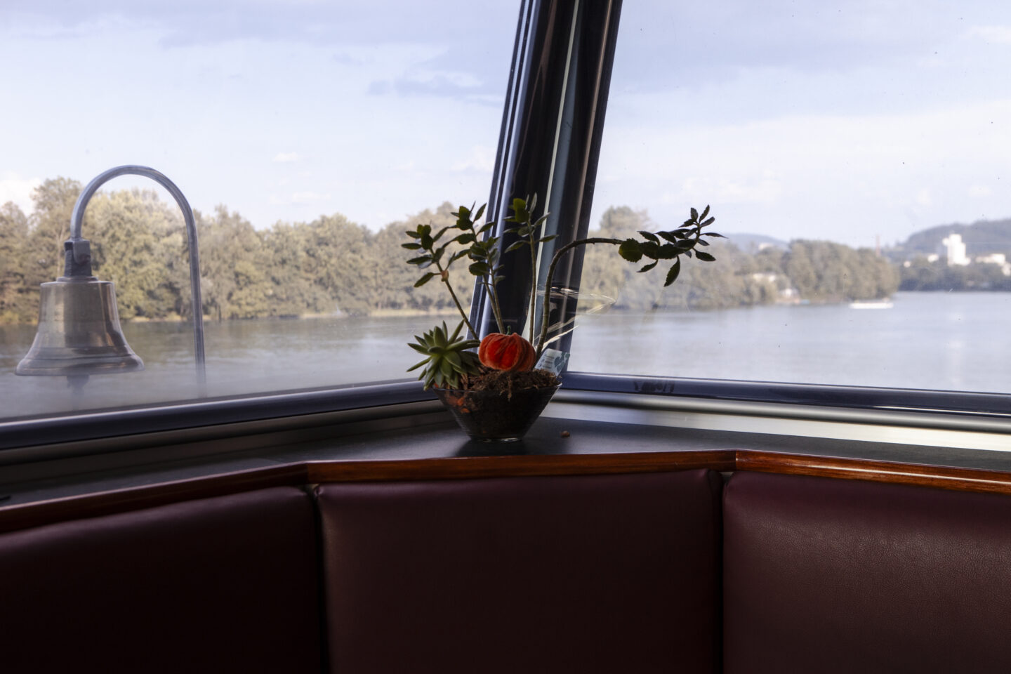 Innenraum des Führerstandes Rheinschiff